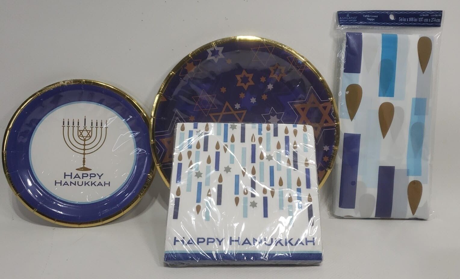 Happy Hanukkah Table Setting, 12 Plates, 12 Saucers 20 Napkins and 1 Table Cover