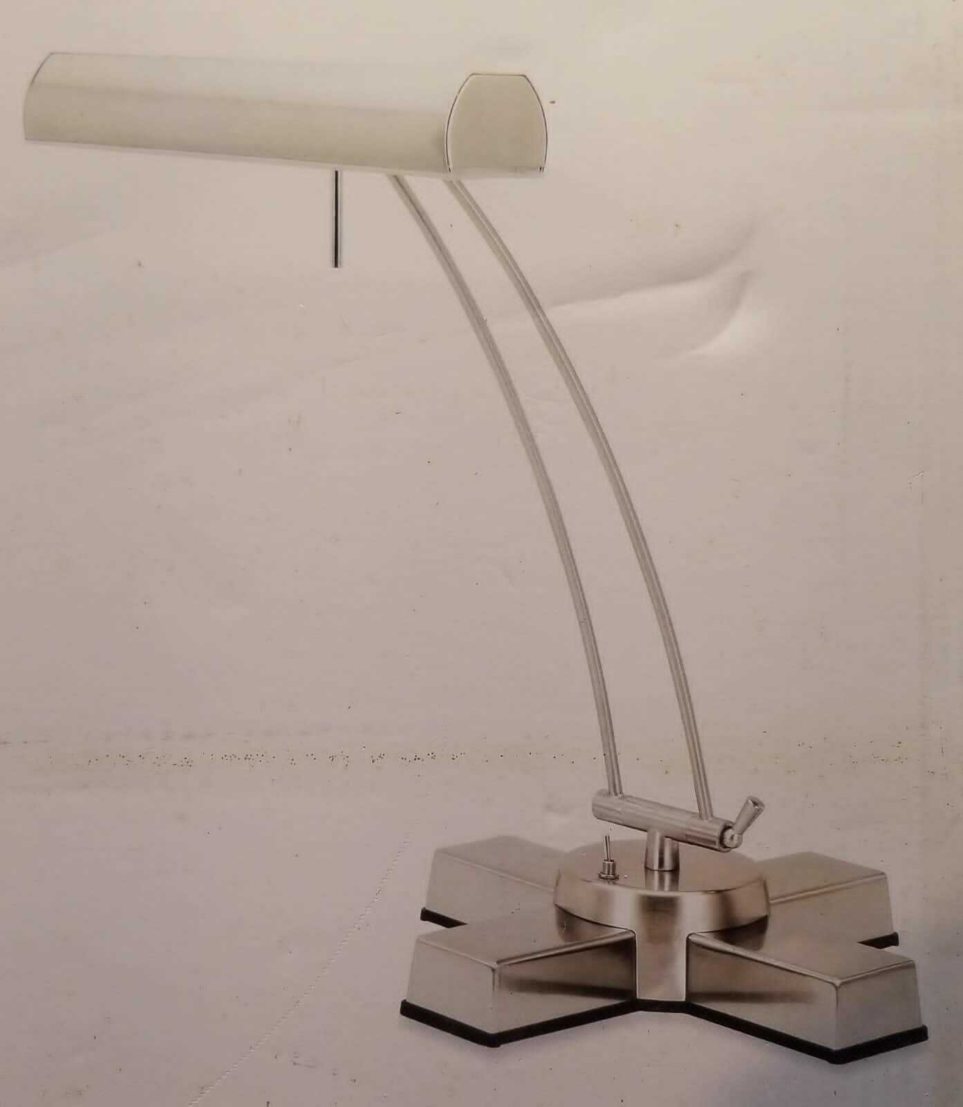Office Depot Brand Full-Spectrum Desk Lamp, Brushed Steel LOC GZ 5-5)